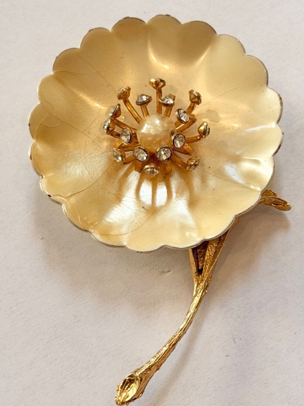 Vintage Gold-Tone Floral Brooch With Rhinestones & Pearl Center 3 Inches